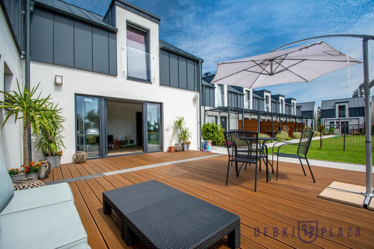 Plaza Apartment *
